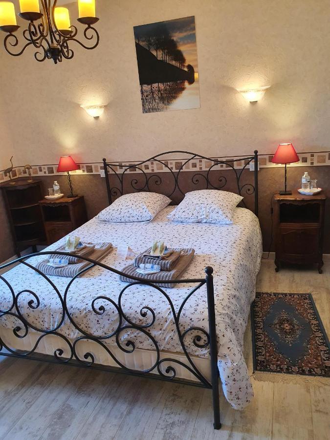 Au Bon Vivant Dampierre-sur-Salon Esterno foto