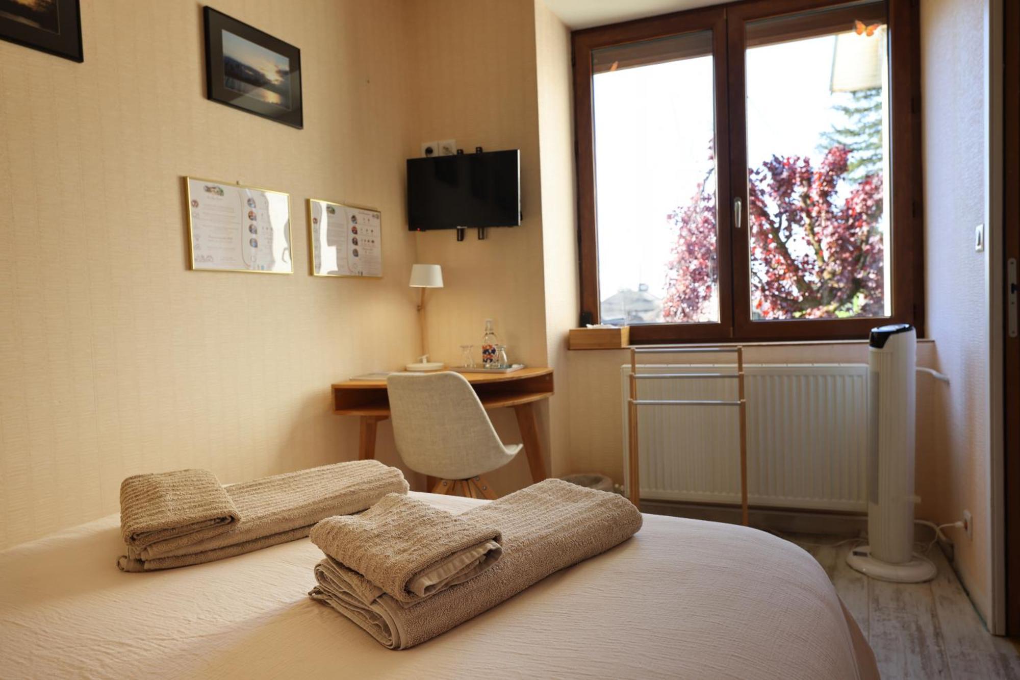 Au Bon Vivant Dampierre-sur-Salon Esterno foto